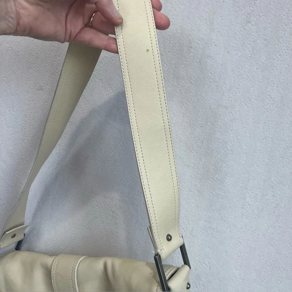 Frances Cobiasia Classic Leather Cream Shoulder Hobo Buckle Bag Made in Italy